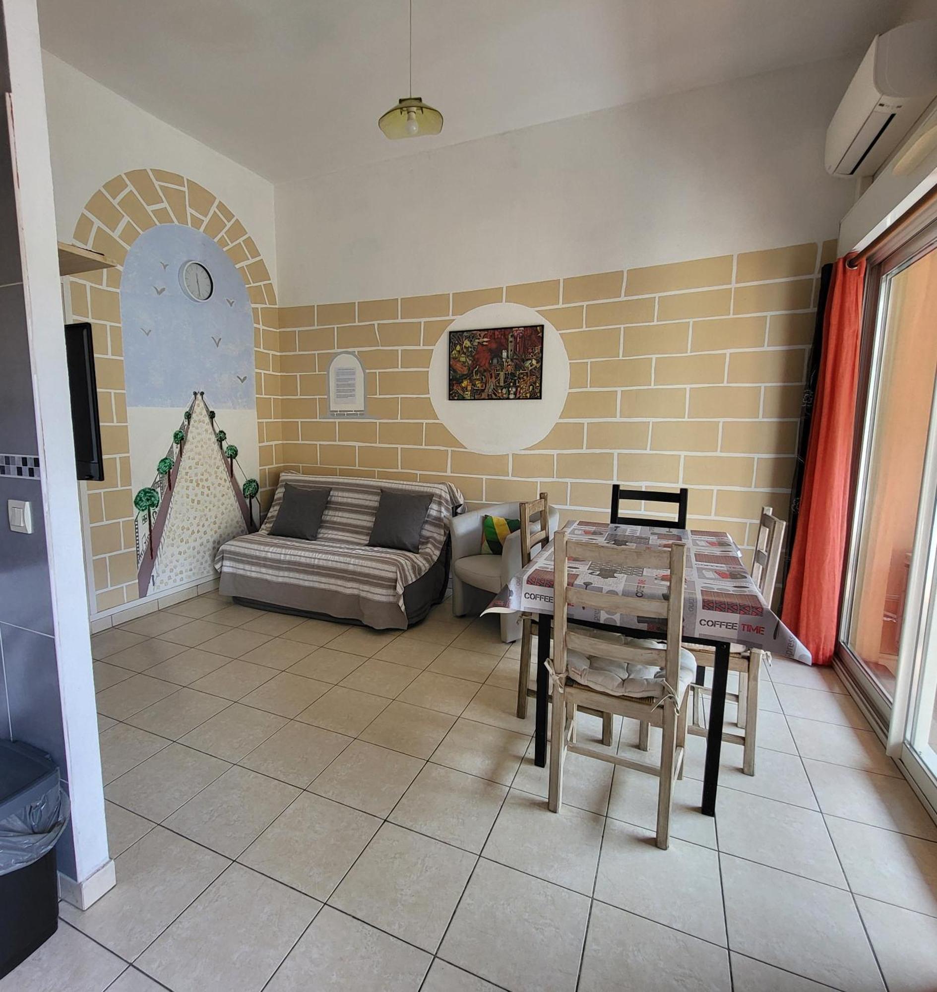 Appartamento Coeur D'Azur Saint-Laurent-du-Var Esterno foto